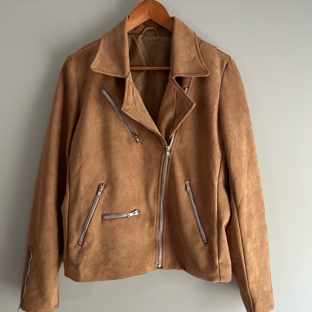 EUC Camel/Gold Fuax Suede With Silver Hardware Jacket Large